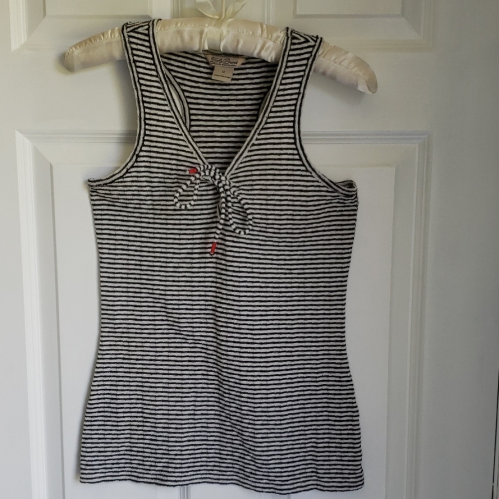Sleeveless nauti tee